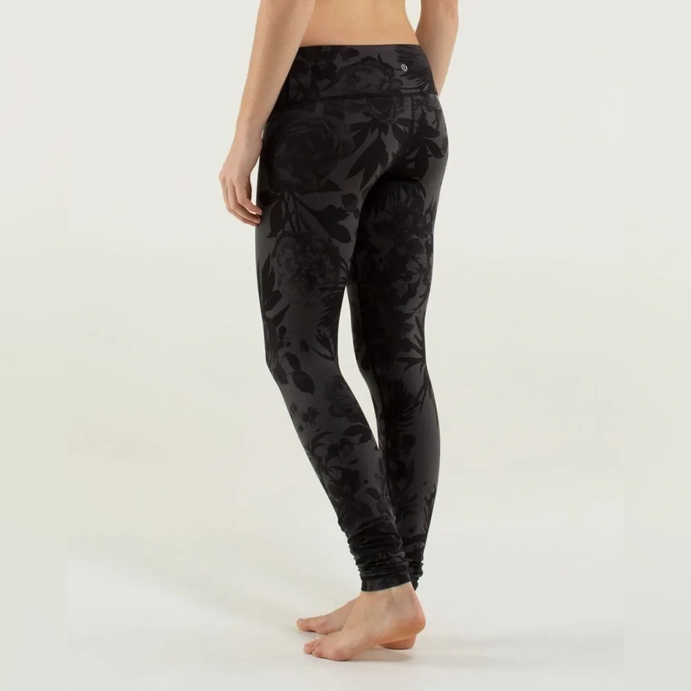 Lululemon Wunder Under Pants Brisk Bloom Size 6